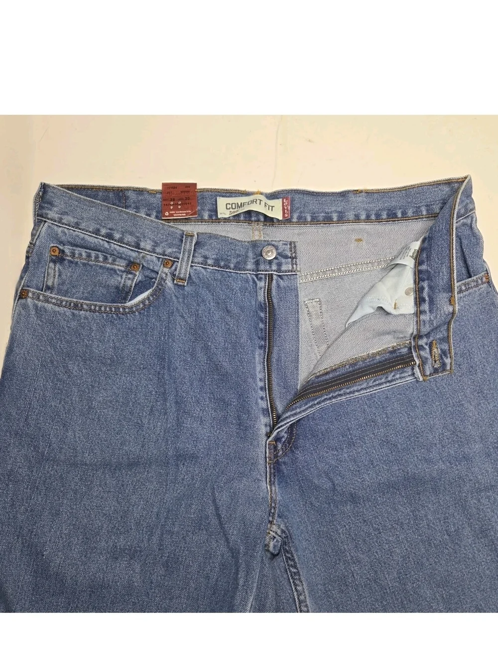 Levis 560 NWT Comfort Fit Tapered Leg Denim Jeans Mens 38×30 (FITS 38×29.5) Blue